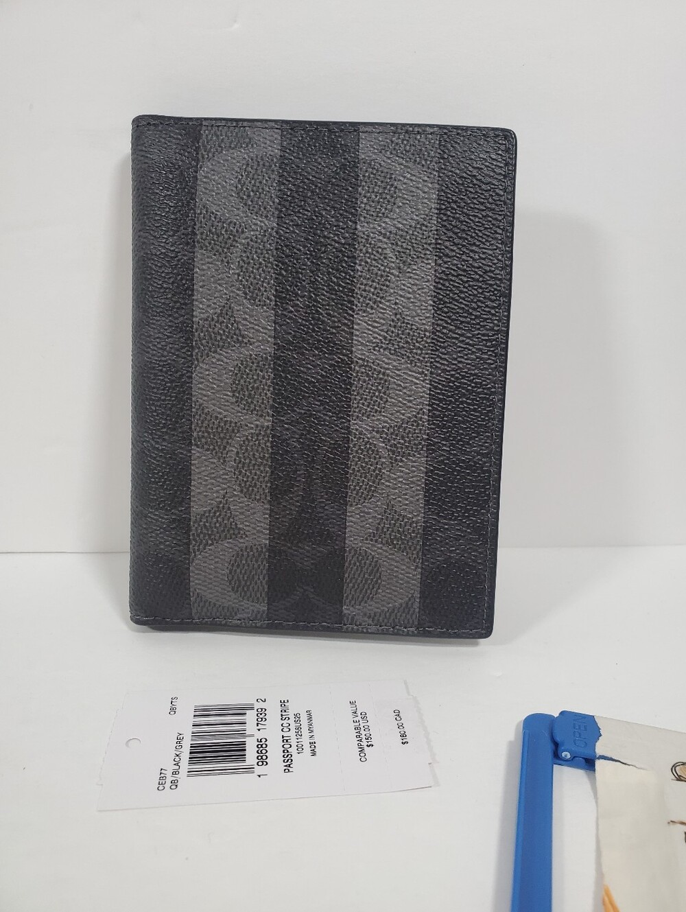 NWT Coach Passport Card Case Signature Canvas Stripes Gunmetal/Black/Grey CEB77